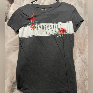 Aéropostale tee